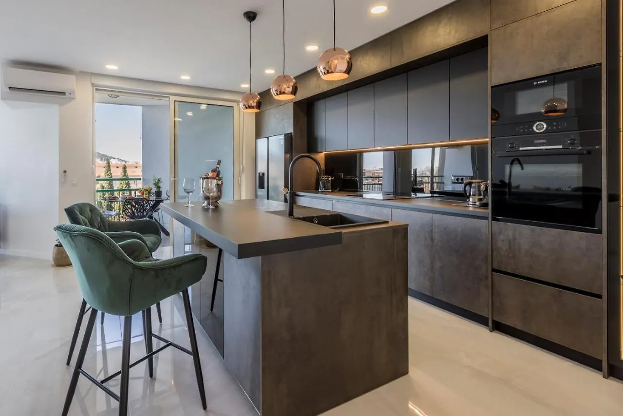 Carmen - Luxury 2-Bedroom Apartment - Downtown Split
